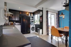 Kitchen/Diner- click for photo gallery